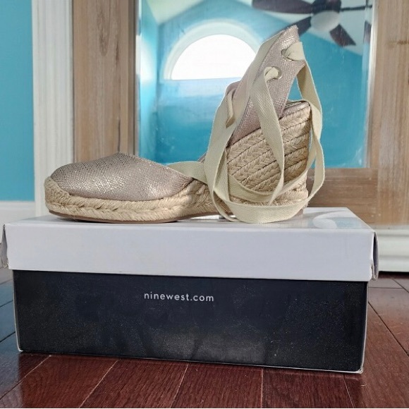 Nine West Shoes - Nine West Gold Friend2 Size 7.5M